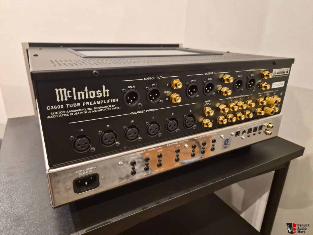 *PRE-OWNED* McIntosh C2600 Tube Preamplifier