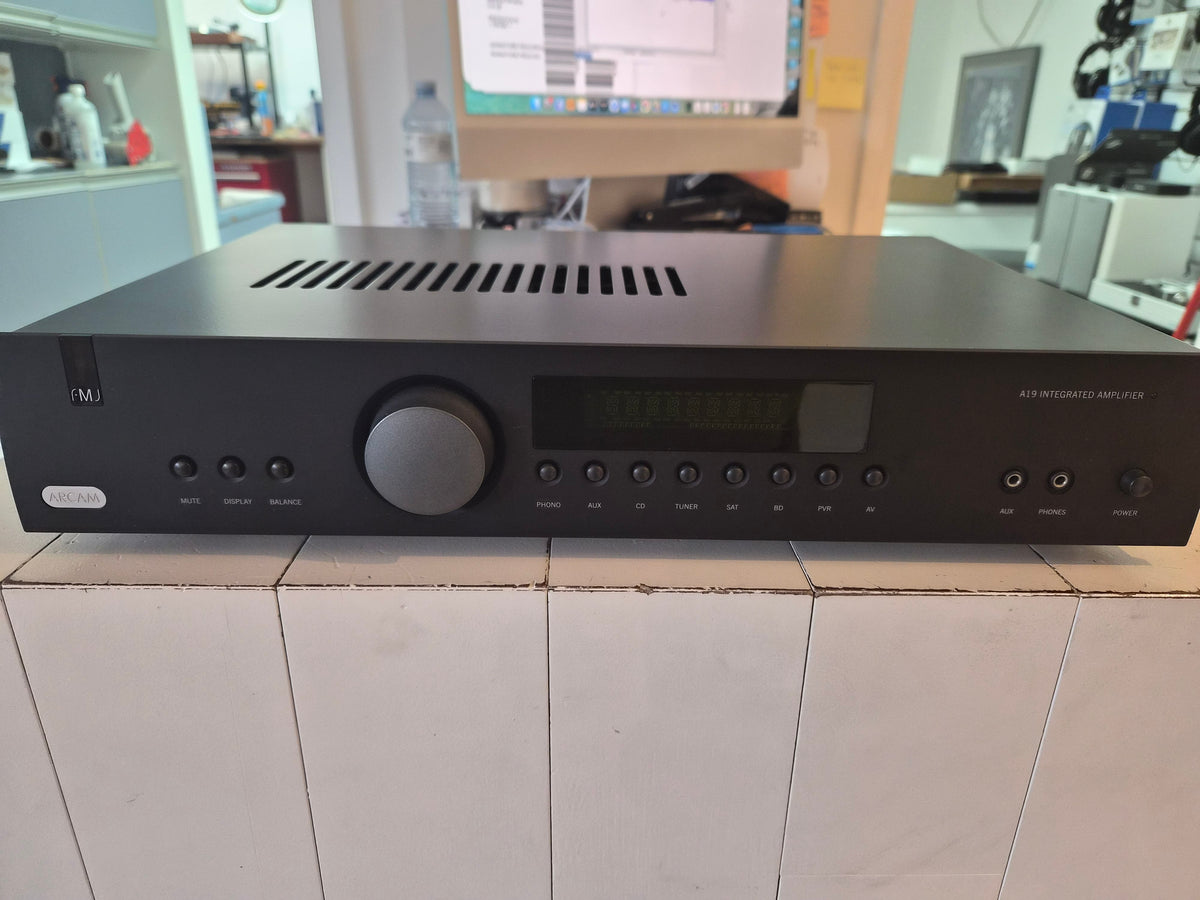 *PRE-OWNED* Arcam FMJ A19 Integrated Amplifier