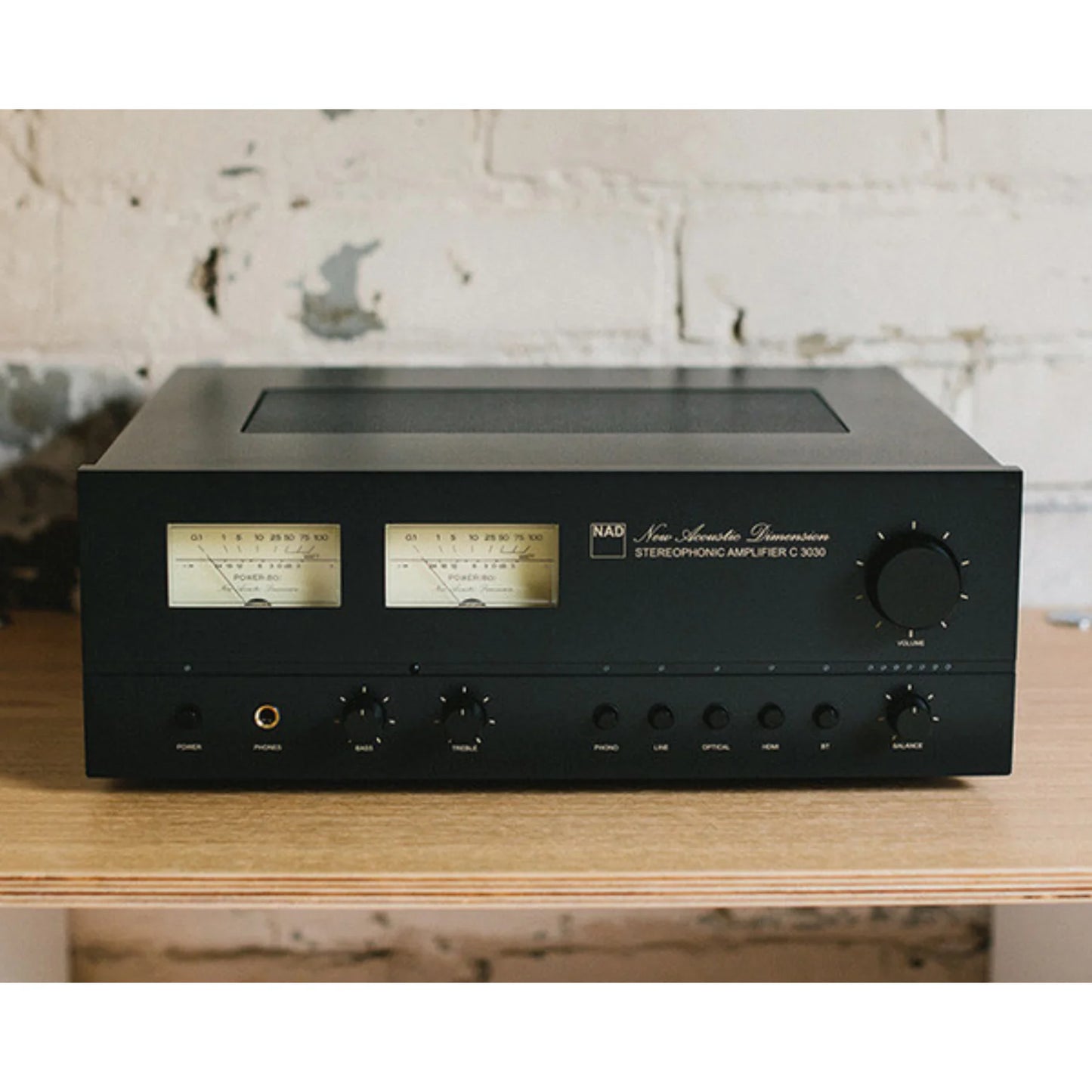 NAD C 3030S Integrated Amplifier with BluOS Streaming
